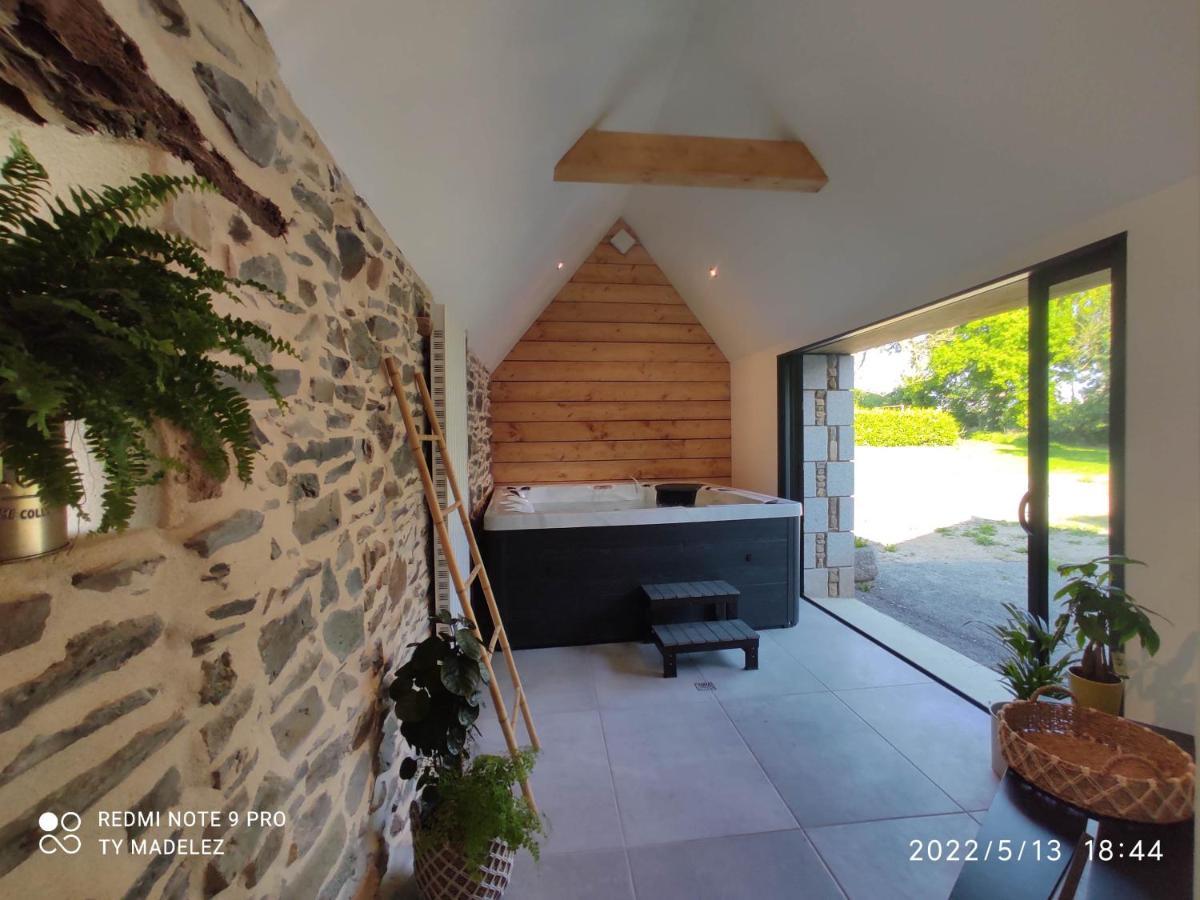 Ty Madelez, Chambres De Charme, Gites Et Spa La Roche-Derrien Экстерьер фото